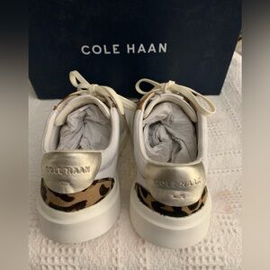 Size 8.5 B Cole Haan NEW in box Grand Cross Court tennis shoe